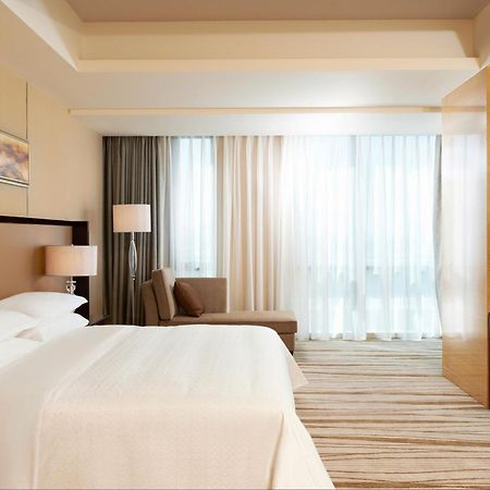 โฟร์ พอยต์ บาย เชอราตัน หลางฟ่าง กูอาน Hotel Gu'an ภายนอก รูปภาพ