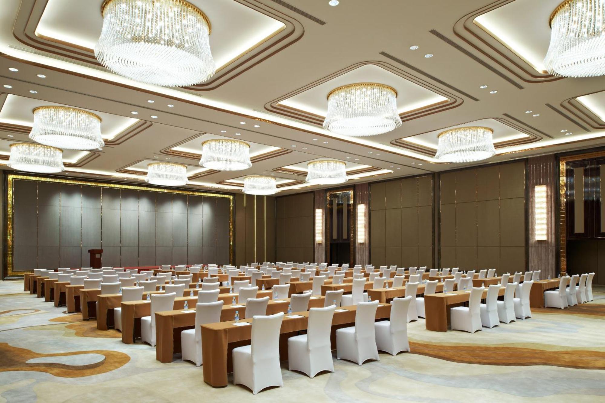 โฟร์ พอยต์ บาย เชอราตัน หลางฟ่าง กูอาน Hotel Gu'an ภายนอก รูปภาพ