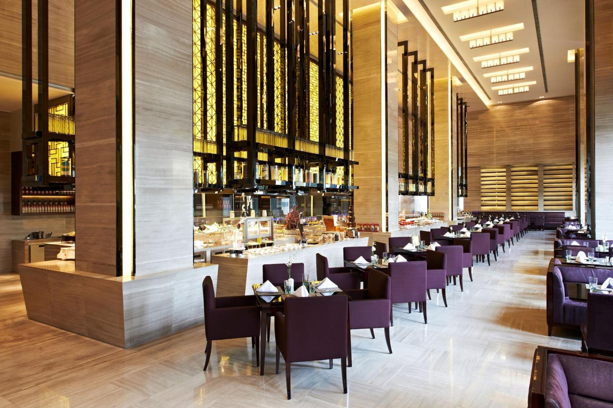 โฟร์ พอยต์ บาย เชอราตัน หลางฟ่าง กูอาน Hotel Gu'an ภายนอก รูปภาพ