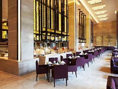 โฟร์ พอยต์ บาย เชอราตัน หลางฟ่าง กูอาน Hotel Gu'an ภายนอก รูปภาพ