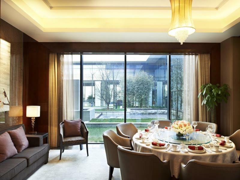 โฟร์ พอยต์ บาย เชอราตัน หลางฟ่าง กูอาน Hotel Gu'an ภายนอก รูปภาพ