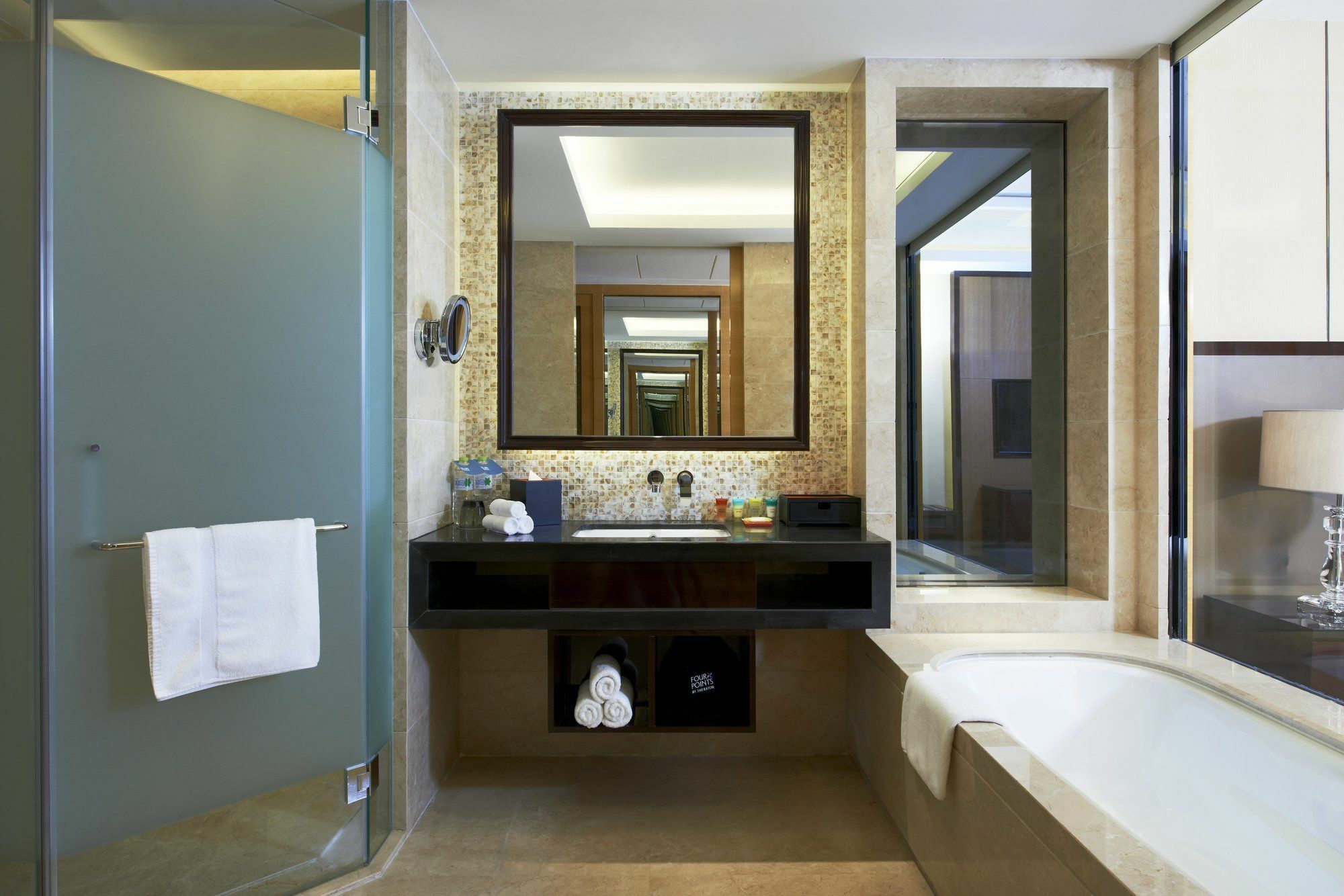 โฟร์ พอยต์ บาย เชอราตัน หลางฟ่าง กูอาน Hotel Gu'an ภายนอก รูปภาพ
